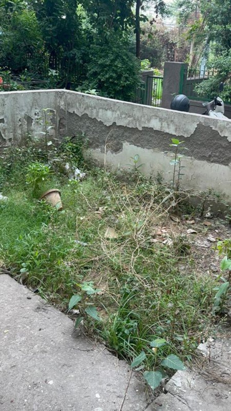 Master Bedroom, kalkaji 2 Bedroom 125 Sq.Yd. Builder Floor In Kalkaji Delhi 9773437