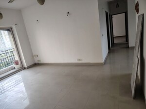 Room in 3 BHK Apartment at Uppal Plumeria Garden Estate, Omicron Iii Greater Noida – for Rent
