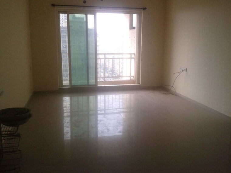 Room, rustomjee-ozone 2.5 Bedroom 885 Sq.Ft. Apartment In Goregaon West Mumbai 9773405