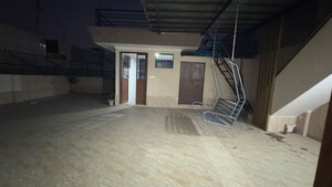 Parking in 1 RK Builder Floor at Chattarpur – for Rent