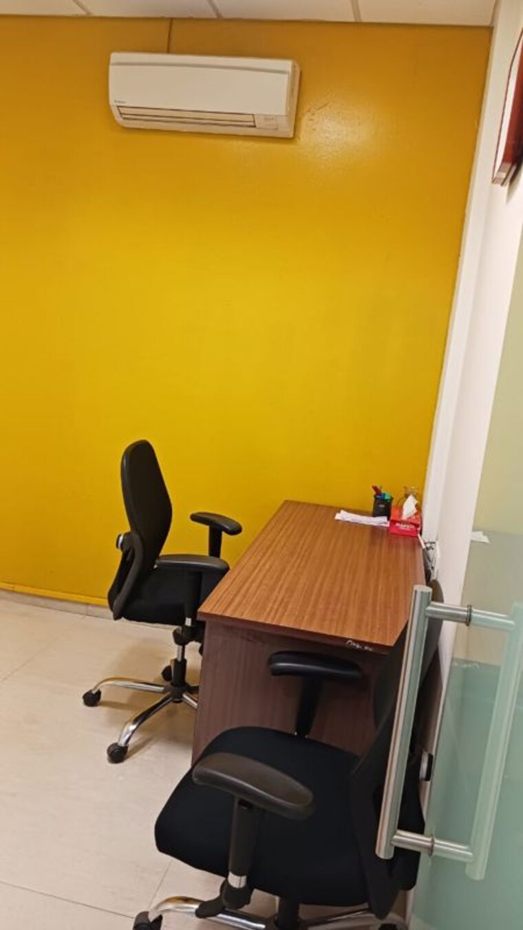 Team Area, bhandup west Commercial Office Space 1000 Sq.Ft. In Bhandup West Mumbai 9773469