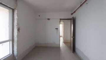 Room in 1 BHK Apartment at Vijay Orovia, Ghodbunder Road – for Rent