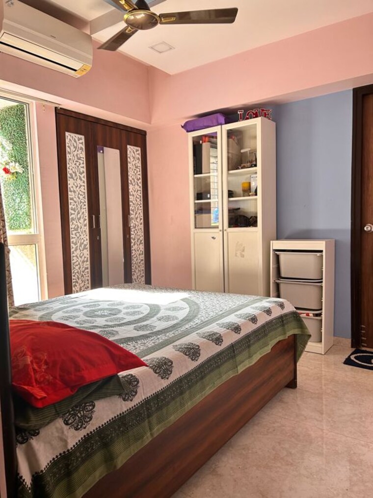 Bedroom, lodha-amara 1 Bedroom 472 Sq.Ft. Apartment In Kolshet Road Thane 9773517