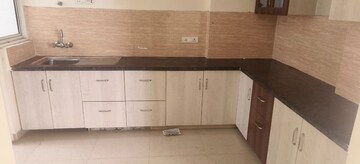 Kitchen in 3 BHK Apartment at Omaxe R2, Gomti Nagar – for Rent