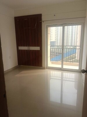 2 BHK Apartment For Rent in ATS Allure, Sector 22d Yamuna Expressway