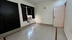 3 BHK + Servant Room,Study Room Apartment For Rent in Orchid Petals