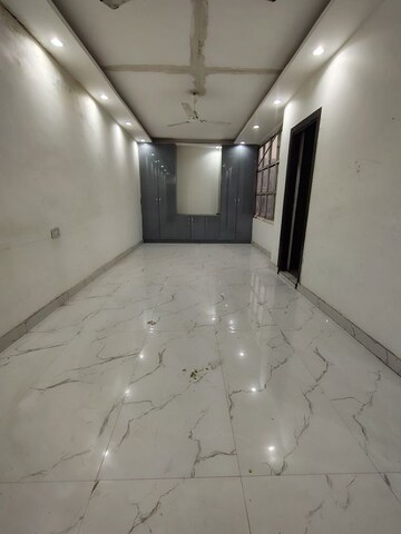 3 BHK Builder Floor For Rent in Green Fields Colony