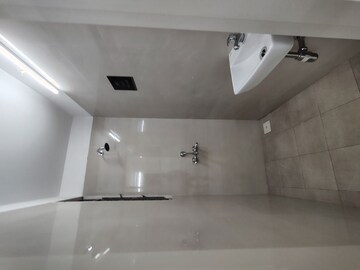 Bathroom in 1 BHK Apartment at Dosti Greater Thane, Kalher – for Sale