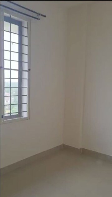 Room in 3 BHK Apartment at Kuttanellur – for Sale