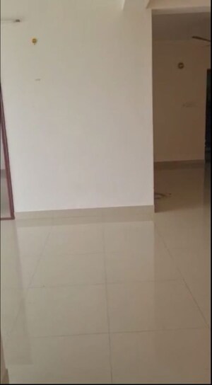 Room in 3 BHK Apartment at Kuttanellur – for Sale