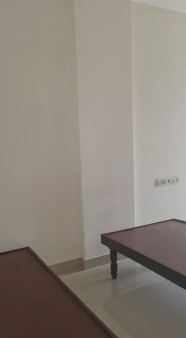 Room, kuttanellur 3 Bedroom 1541 Sq.Ft. Apartment In Kuttanellur Thrissur 9773585