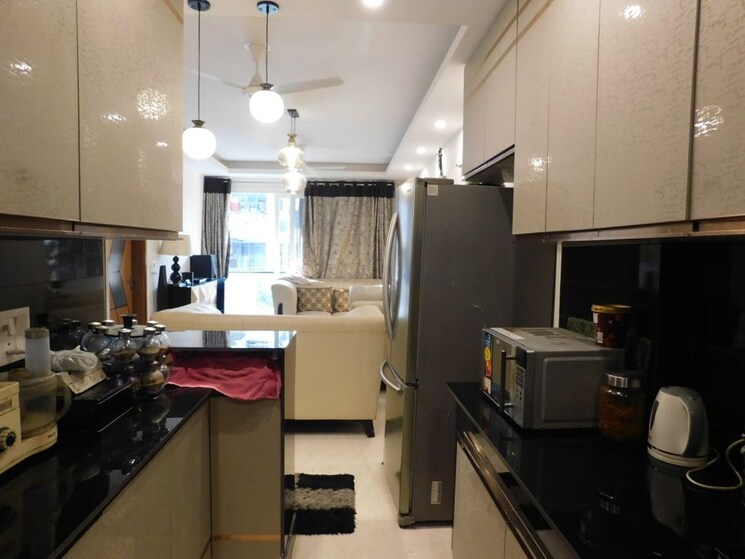 Kitchen, chittaranjan park 3 Bedroom 160 Sq.Yd. Builder Floor In Chittaranjan Park Delhi 8948129