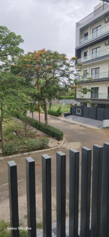 6+ BHK Villa – Exterior View View at Sector 99 - for Sale