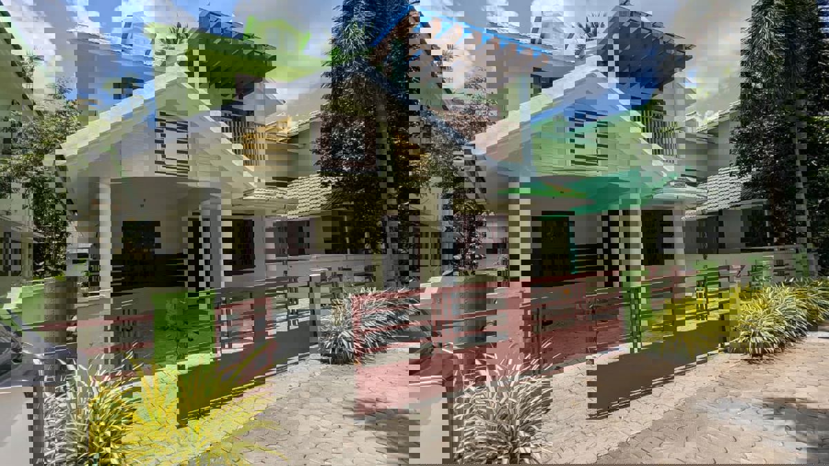 3 BHK + Servant Room,Study Room,Extra Room,Store Room Independent House For Sale in Thiroor