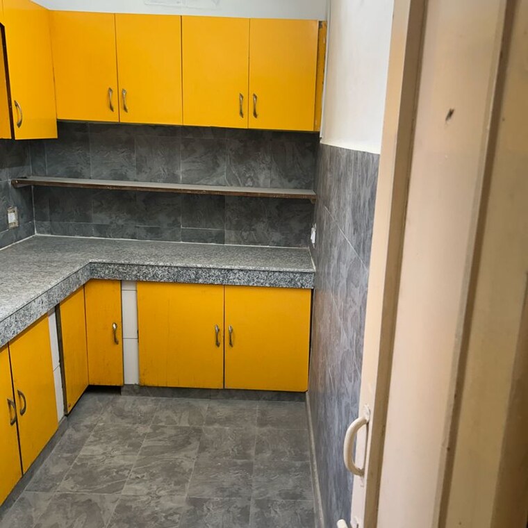 Kitchen, rwa-jalvayu-vihar-noida 2 Bedroom 990 Sq.Ft. Apartment In Sector 25 Noida 9773640