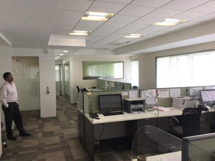 Team Area, marine lines Commercial Office Space 1150 Sq.Ft. In Marine Lines Mumbai 9773641