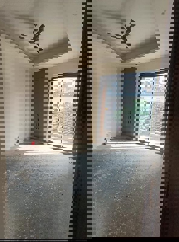 3 BHK + Servant Room Builder Floor For Sale in Panchsheel Enclave