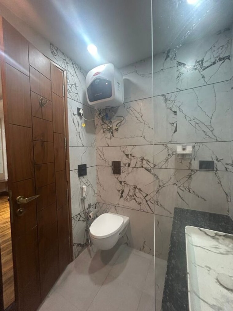 Bathroom, saket 4 Bedroom 2000 Sq.Ft. Apartment In Saket Delhi 9773659