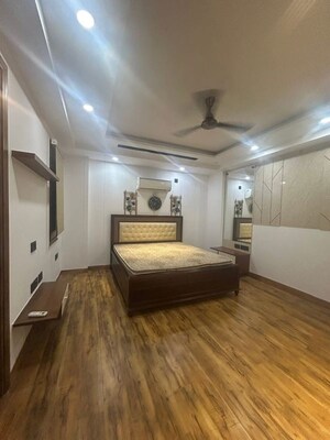 Bedroom in 4 BHK Apartment at Saket – for Rent