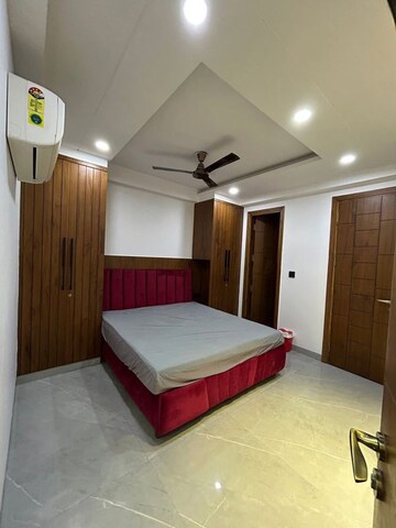 Bedroom in 4 BHK Apartment at Saket – for Rent