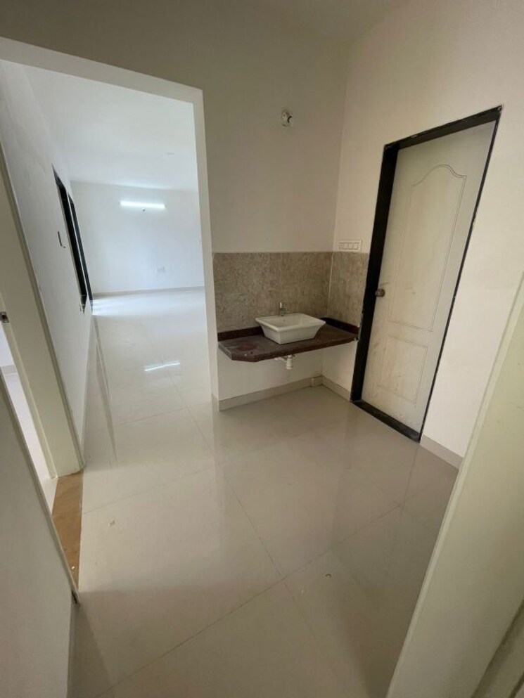 Bathroom, autadwadi handewadi 3 Bedroom 1650 Sq.Ft. Apartment In Autadwadi Handewadi Pune 9773662