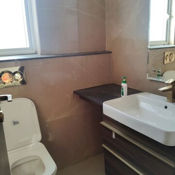 Team Area in 3 BHK Apartment at Smart World Orchard, Sector 61 – for Rent