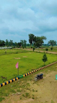 Plot For Sale in Sultanpur Road