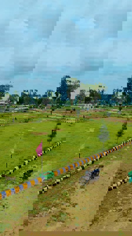 Plot For Sale in Sultanpur Road