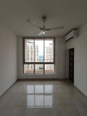 3 BHK Apartment For Sale in Hiranandani Woodpark Apartment, Ghodbunder Road