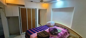 Bedroom in 2 BHK Apartment at Borivali West – for Rent