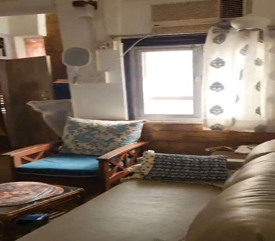 1 BHK Apartment For Rent in Dadar East