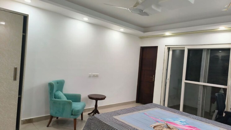 Room, sector 57 5 Bedroom 4000 Sq.Ft. Builder Floor In Sector 57 Gurgaon 9773693