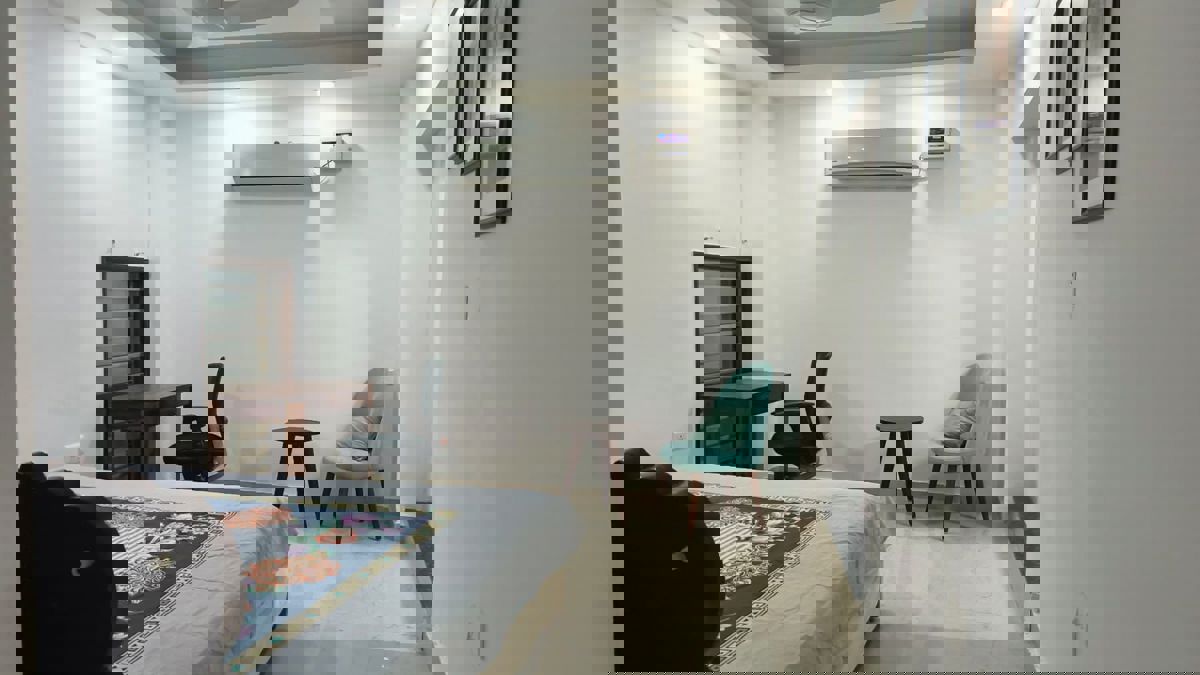 Room, sector 57 5 Bedroom 4000 Sq.Ft. Builder Floor In Sector 57 Gurgaon 9773693