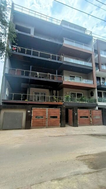 5 BHK Builder Floor For Rent in Sector 57