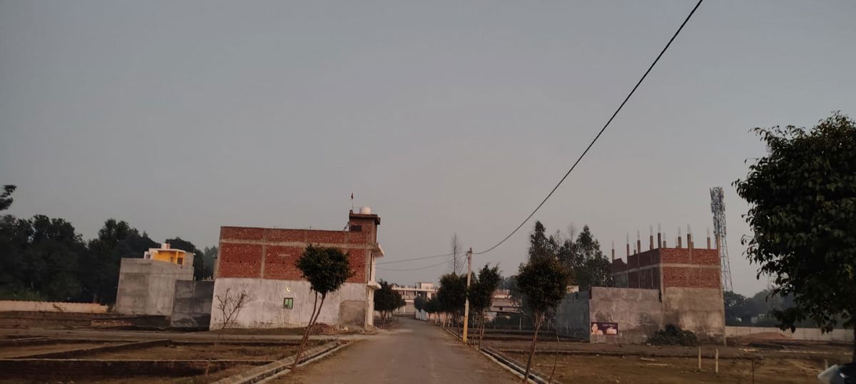 Plot For Sale in Mohanlalganj