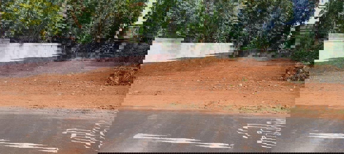 Plot For Sale in Ollur