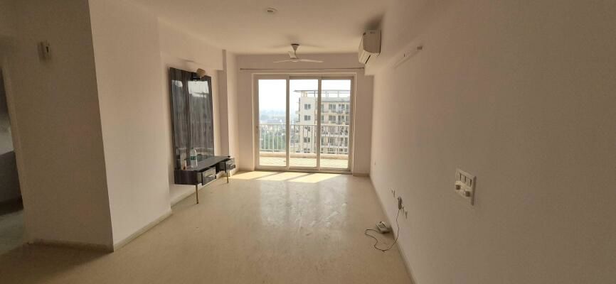 3 BHK + Servant Room 1850 Sq.Ft. Apartment in DLF The Skycourt