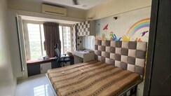 2 BHK Apartment For Sale in Group Seven Rushi Heights