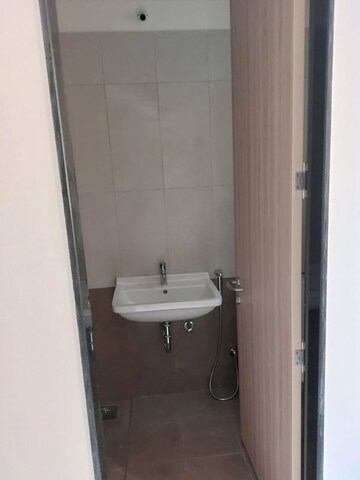 Bathroom in 2.5 BHK Apartment at Nanded Kalashree, State Bank Nagar – for Rent