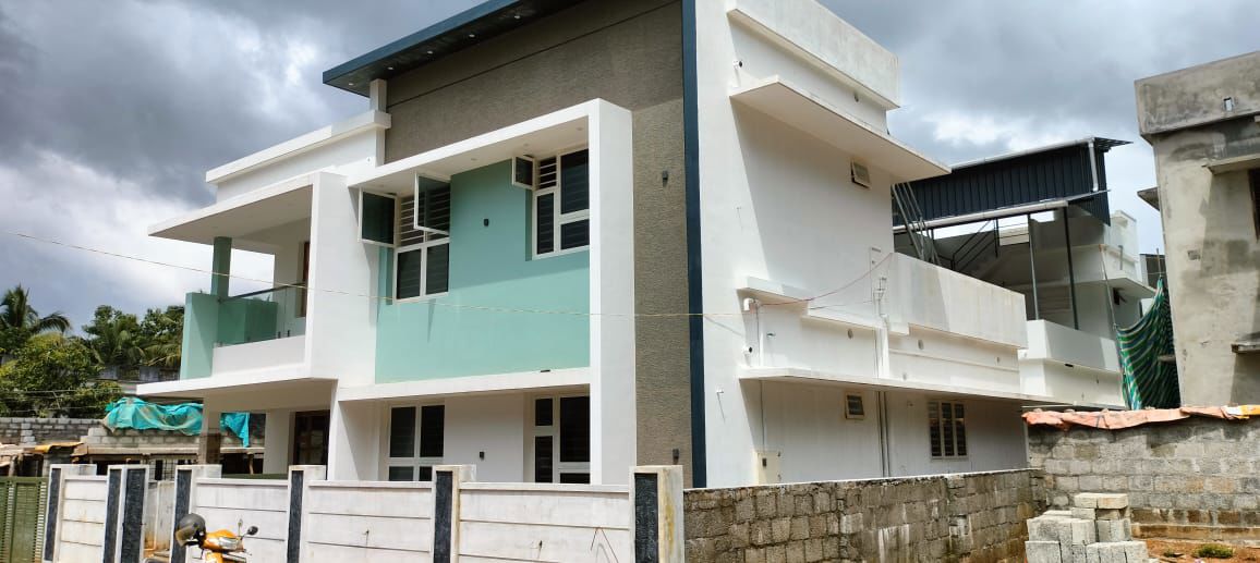 4 BHK + Servant Room,Study Room,Extra Room Independent House For Sale in Mannuthy