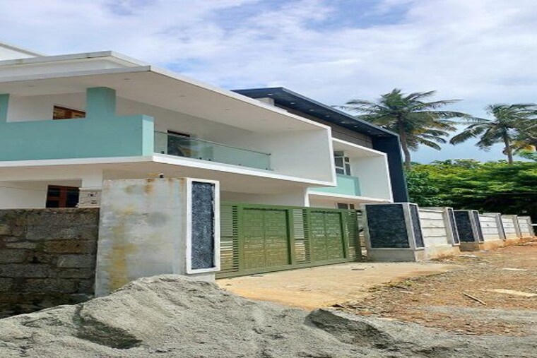 Exterior View, mannuthy 4 Bedroom 2001 Sq.Ft. Independent House In Mannuthy Thrissur 9773871