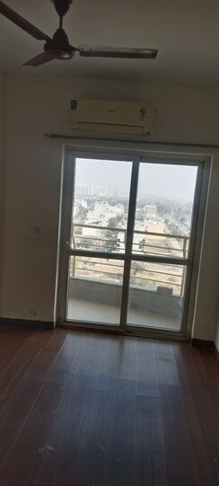 3 BHK + Extra Room Apartment For Sale in BPTP The Resort