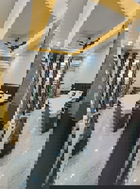 1 RkBuilder Floor For Rent in Sector 42