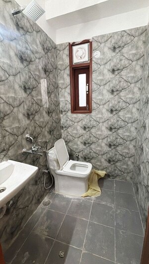 Master Bedroom in 1 BHK Builder Floor at Saket – for Rent