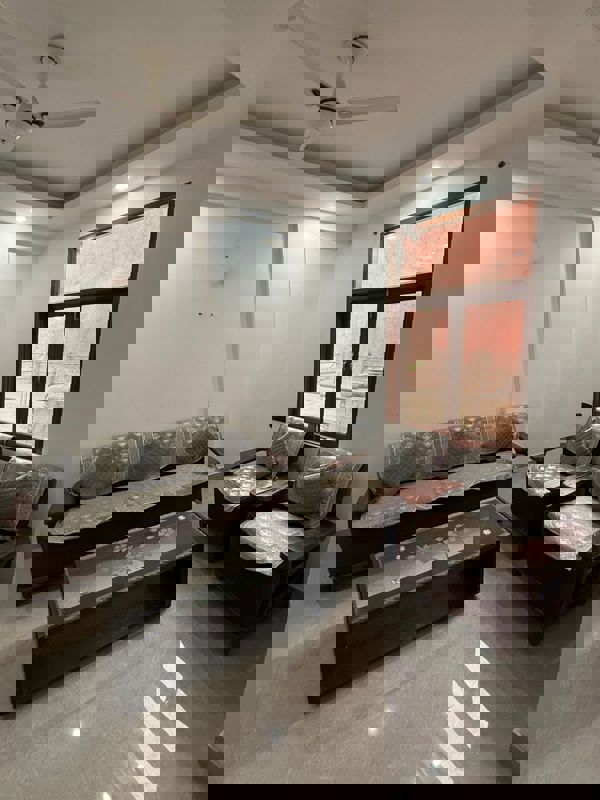 1 BHK Builder Floor For Rent in Saket