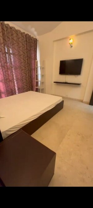 Bedroom in 4 BHK Builder Floor at Unitech South City II, Sector 50 – for Sale