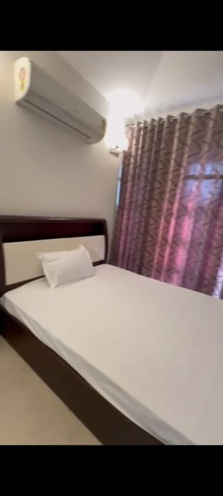 Bedroom, unitech-south-city-ii 4 Bedroom 500 Sq.Yd. Builder Floor In Sector 50 Gurgaon 9774016