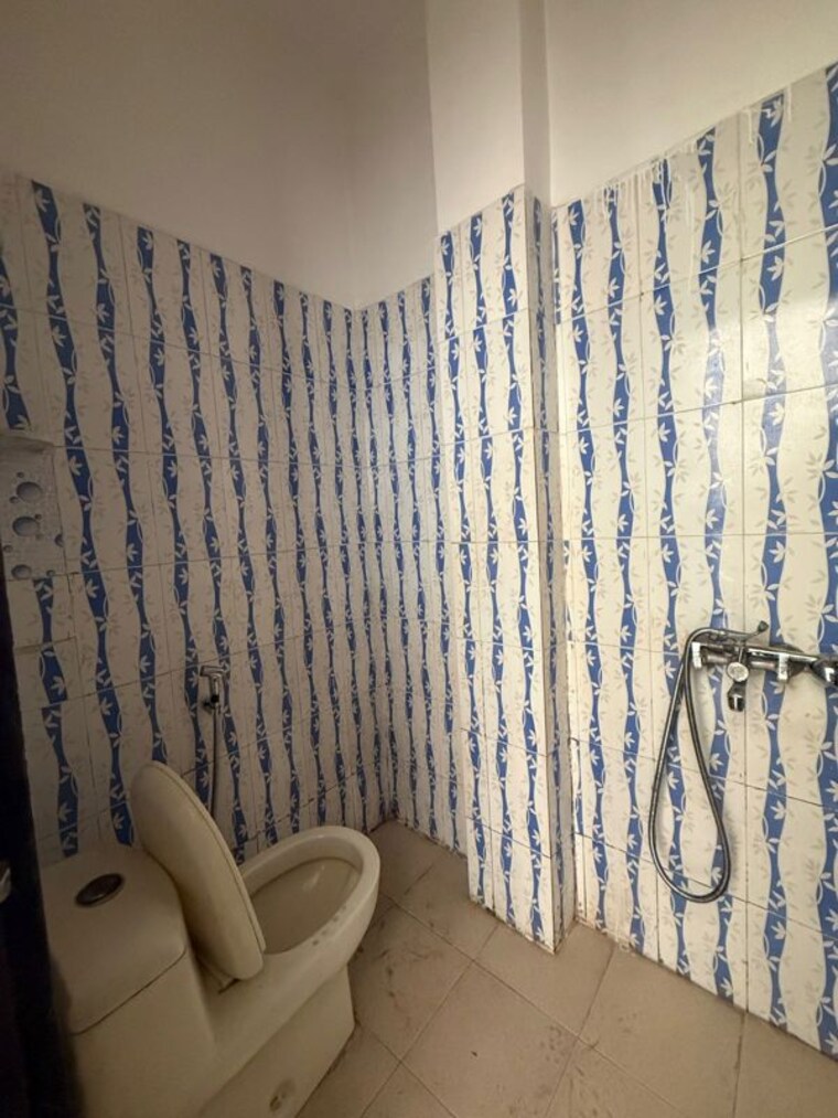 Master Bedroom, sector 51 1 Bedroom 900 Sq.Ft. Builder Floor In Sector 51 Gurgaon 9774019