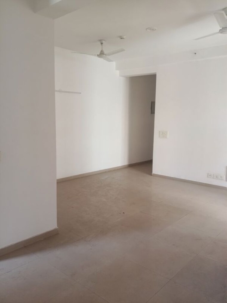 Room, mahagun-mywoods 3 Bedroom 1235 Sq.Ft. Apartment In Sector 16c Greater Noida Greater Noida 9774035