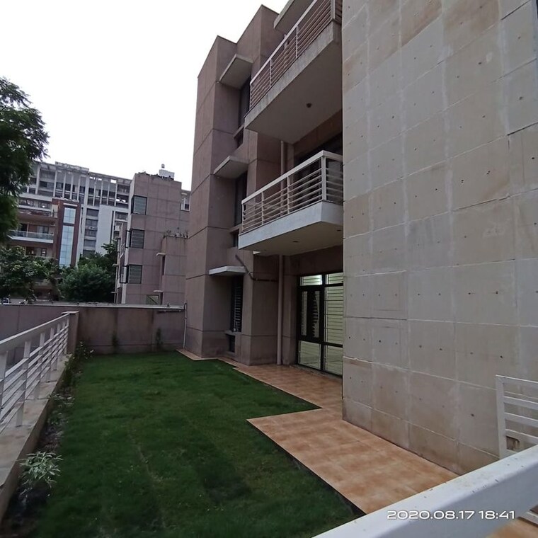 Exterior View, unitech-south-city-ii 4 Bedroom 500 Sq.Yd. Builder Floor In Sector 50 Gurgaon 9774067